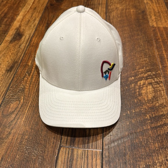Norrona /29 Flexfit Cap - Picture 1 of 3